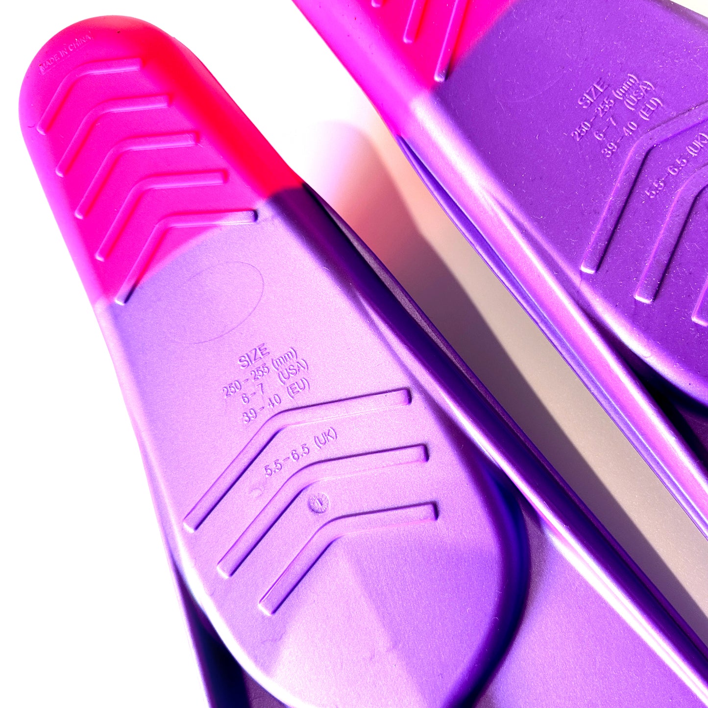 Swimz Short Blade Silicone Swim Training Fins - Purple / Pink